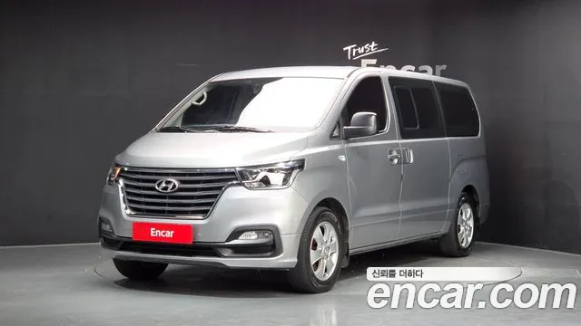 Hyundai Starex