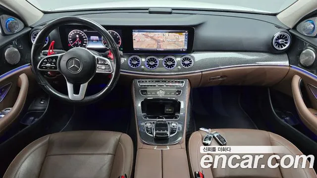 Mercedes-Benz E-класс — интерьер