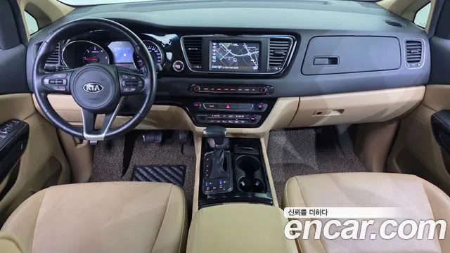 Kia Carnival — интерьер