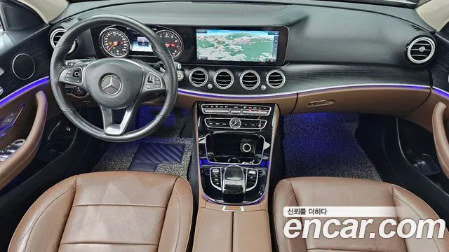 Mercedes-Benz E-класс — интерьер