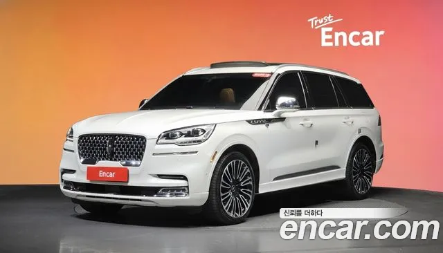 Lincoln Aviator — экстерьер