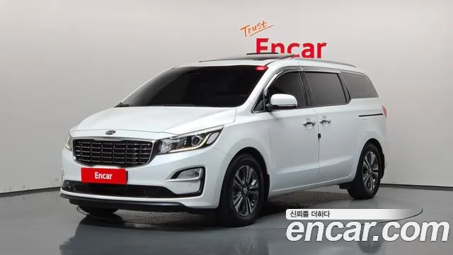 Kia Carnival — экстерьер