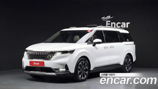 Kia Carnival — экстерьер