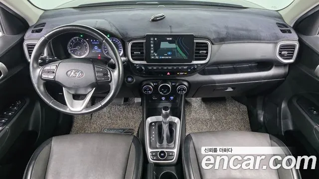 Hyundai Venue — интерьер