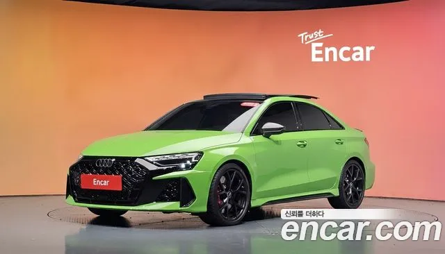 Audi RS3 — экстерьер
