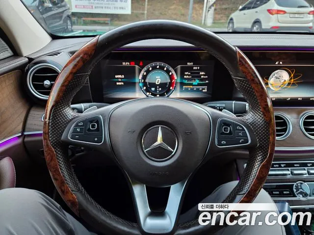 Mercedes-Benz E-класс — интерьер