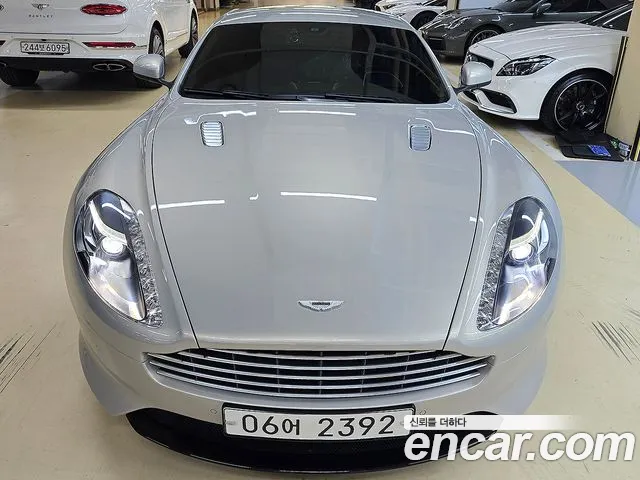 Aston Martin DB9 — экстерьер