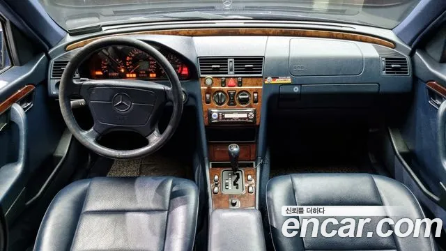 Mercedes-Benz C-класс — интерьер