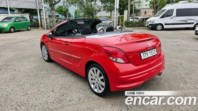Peugeot 207 — интерьер