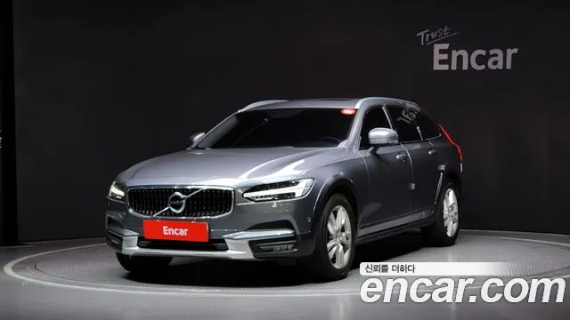 Volvo V90