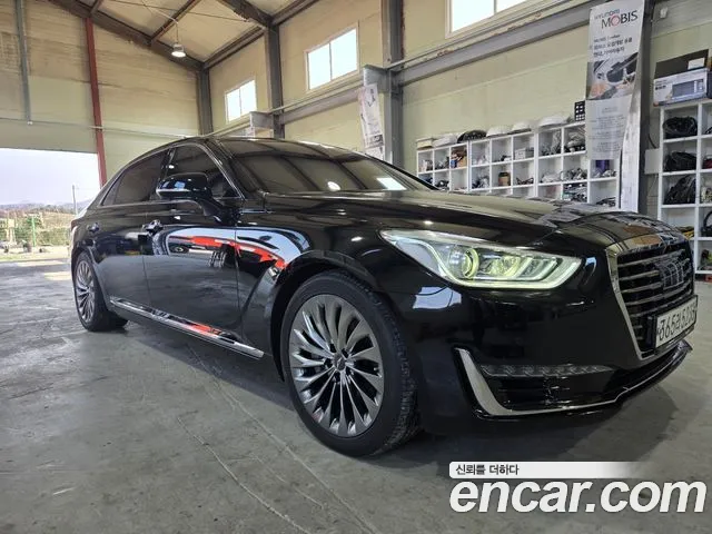 Genesis EQ900