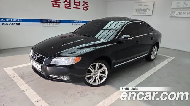 Volvo S80