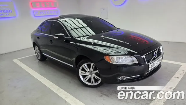 Volvo S80 — интерьер