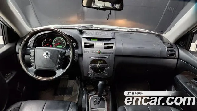 KG Mobility Rexton — интерьер