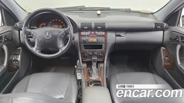 Mercedes-Benz C-класс — интерьер