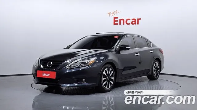 Nissan Altima