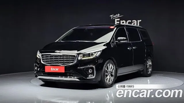 Kia Carnival — экстерьер