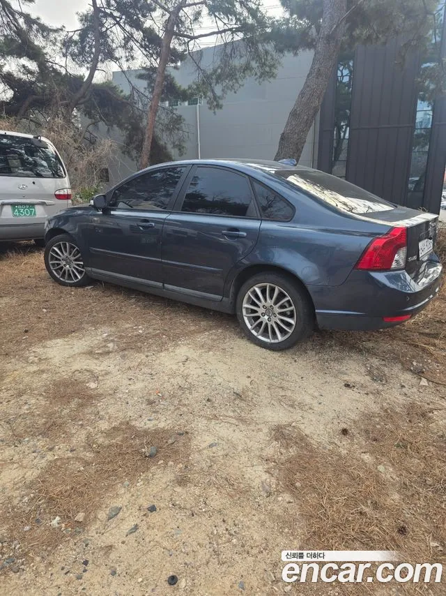 Volvo S40