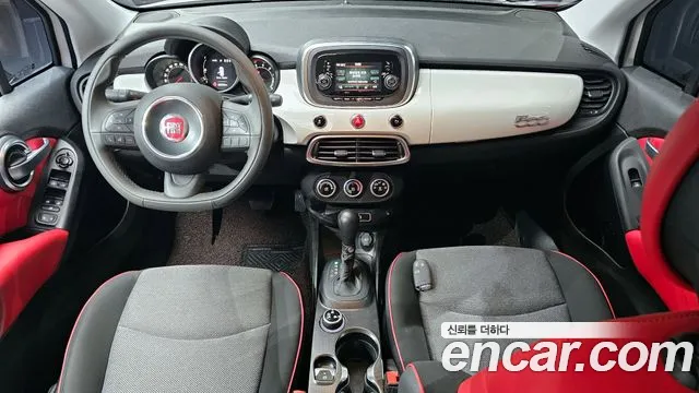 Fiat 500X — интерьер