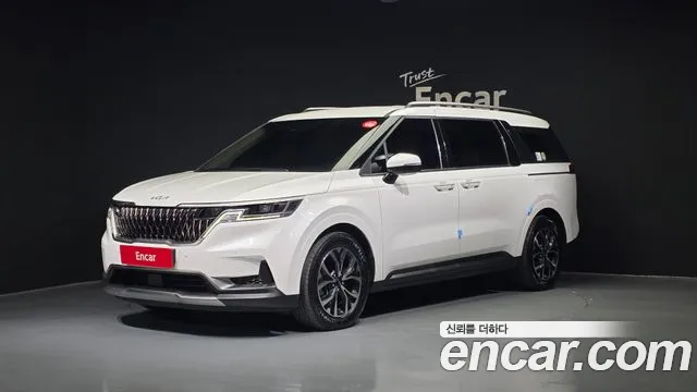 Kia Carnival — экстерьер