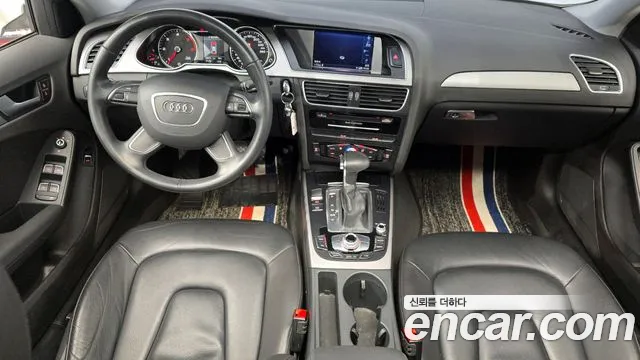Audi A4 — интерьер