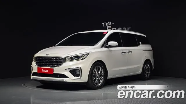 Kia Carnival — экстерьер