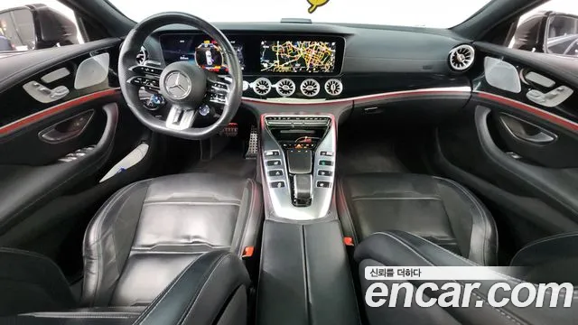 Mercedes-Benz AMG GT — интерьер
