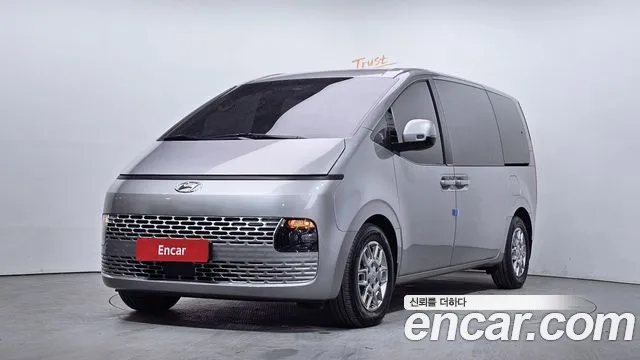 Hyundai Staria
