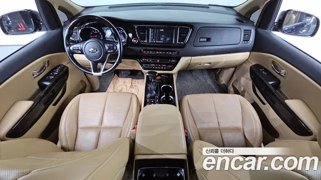Kia Carnival — интерьер