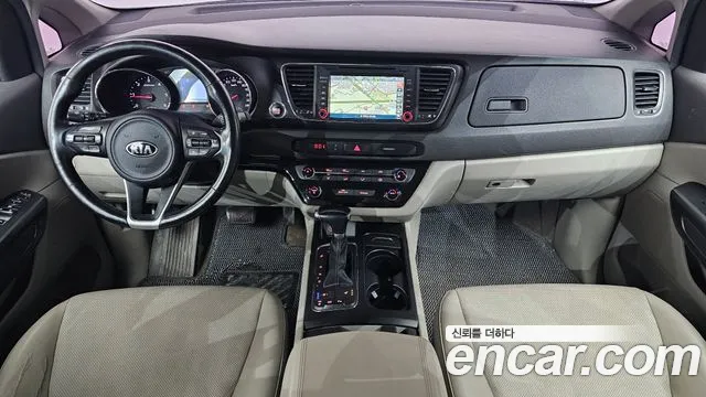 Kia Carnival — интерьер