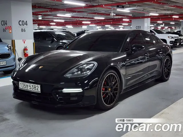 Porsche Panamera