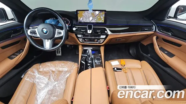 BMW 5 серия — интерьер