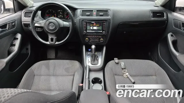 Volkswagen Jetta — интерьер