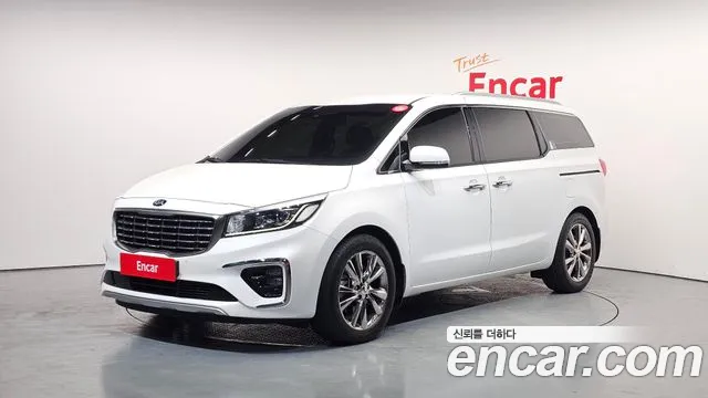 Kia Carnival — экстерьер