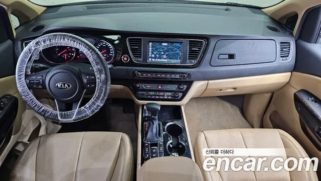 Kia Carnival — интерьер