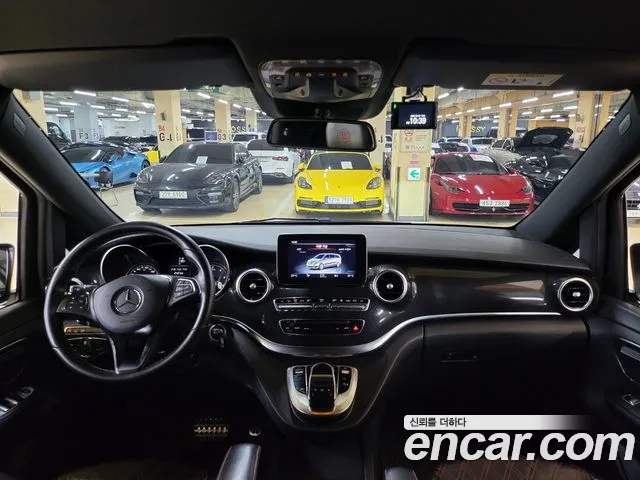 Mercedes-Benz V-класс — интерьер