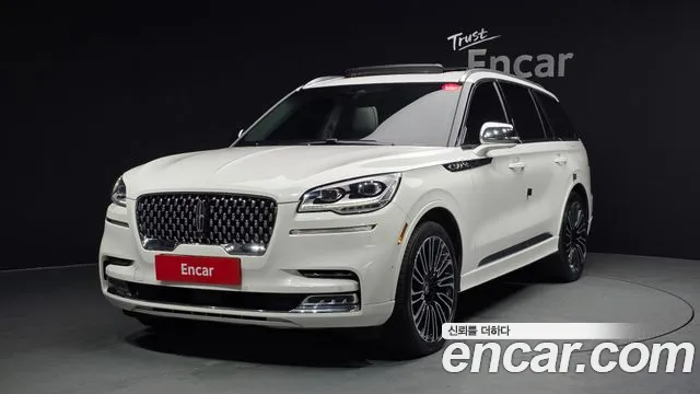 Lincoln Aviator