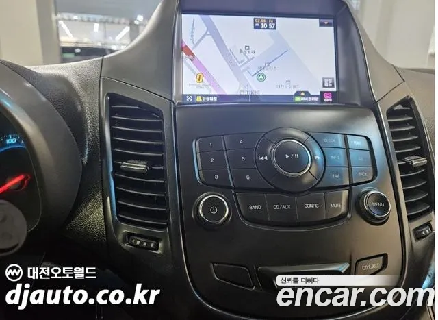 Chevrolet Korea Orlando — интерьер