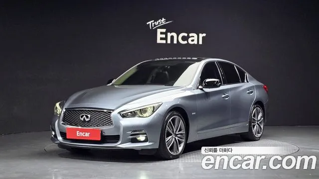Infiniti Q50