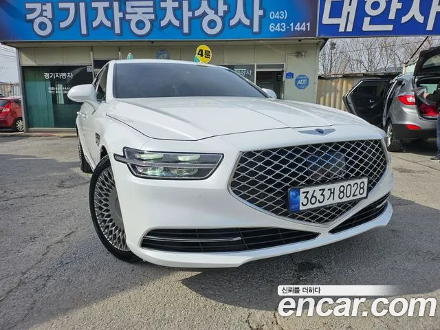 Genesis G90