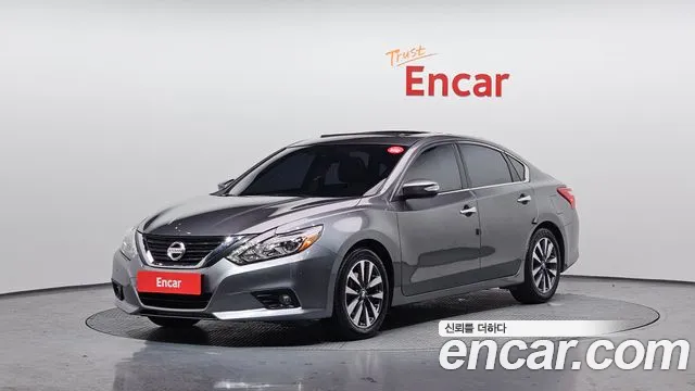 Nissan Altima