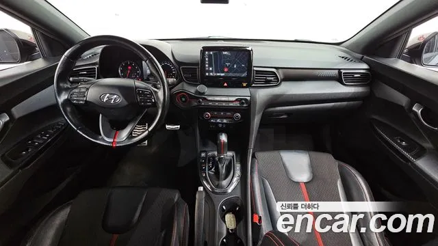 Hyundai Veloster — интерьер