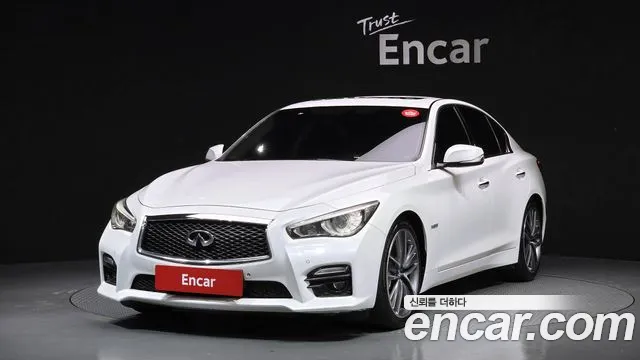 Infiniti Q50