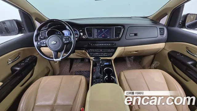 Kia Carnival — интерьер