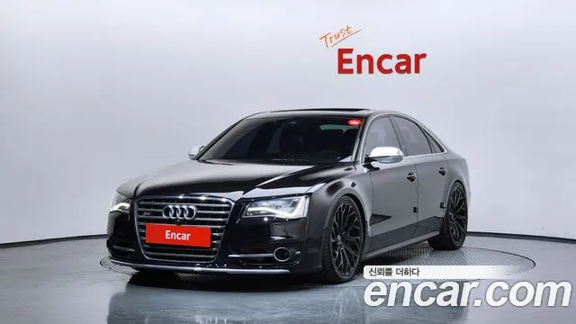 Audi S8