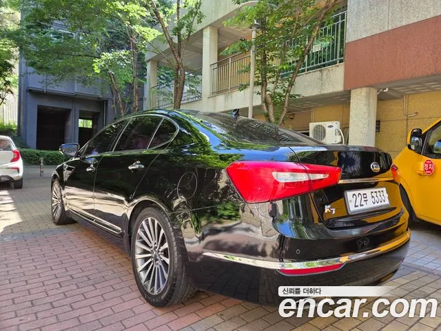 Kia K7 — интерьер