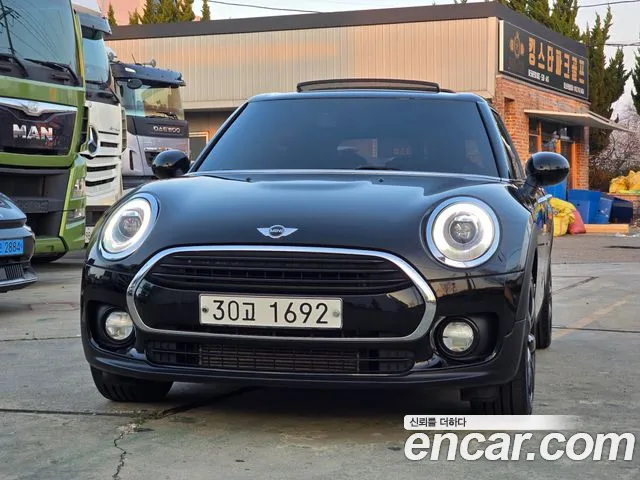 MINI Clubman