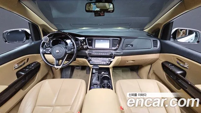 Kia Carnival — интерьер