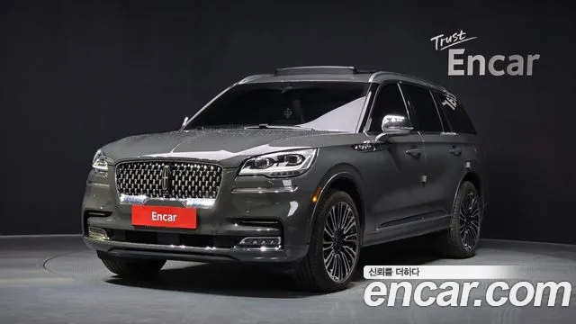 Lincoln Aviator