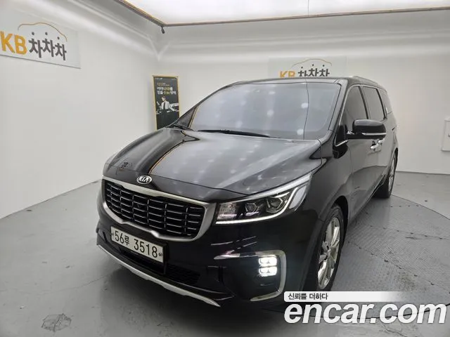 Kia Carnival — экстерьер